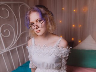 CarolineReis live