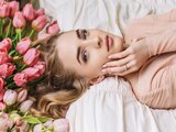 EvaBetts anal